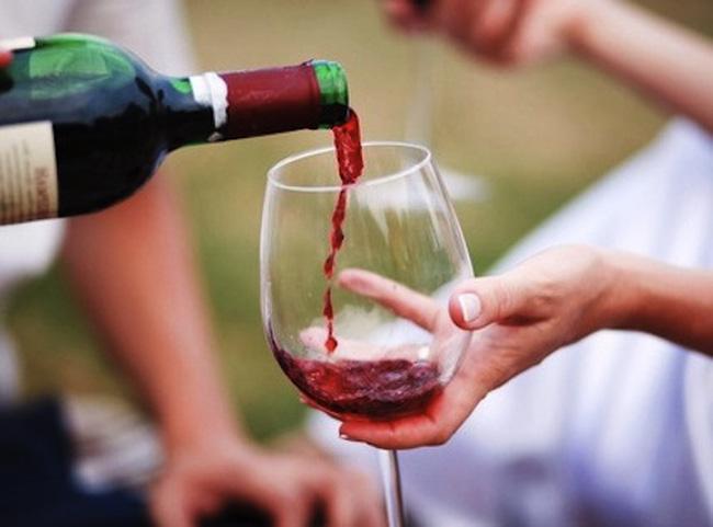 Rượu vang uống khi nào thì tốt cho sức khỏe?