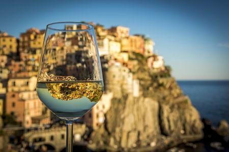 Cùng khám phá ngành công nghiệp rượu vang Ý